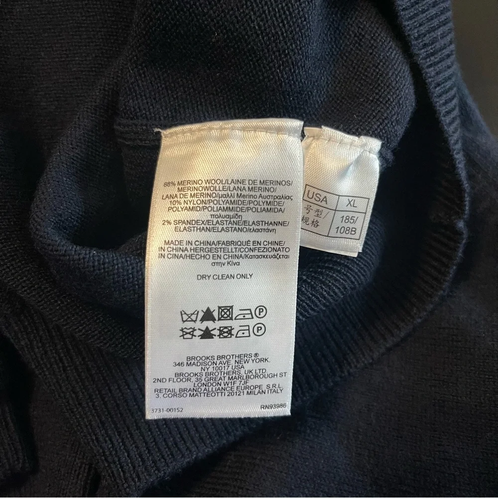 Brooks Brothers Navy blue V-neck sweater - Picture 5 of 7